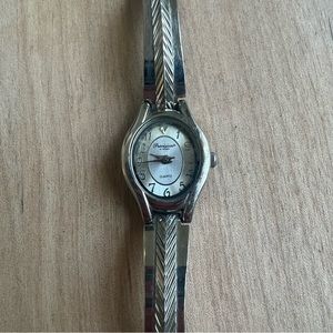 Precision by Gruen ladies oval silver tone dress Watch NEW BATTERY